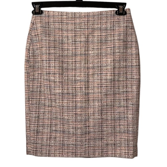 Banana Republic Dresses & Skirts - Banana Republic | Pink Tweed Pencil Skirt - Size 2 - NWT